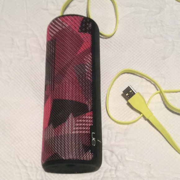 UE speaker. Never used. - Picture 2 of 2